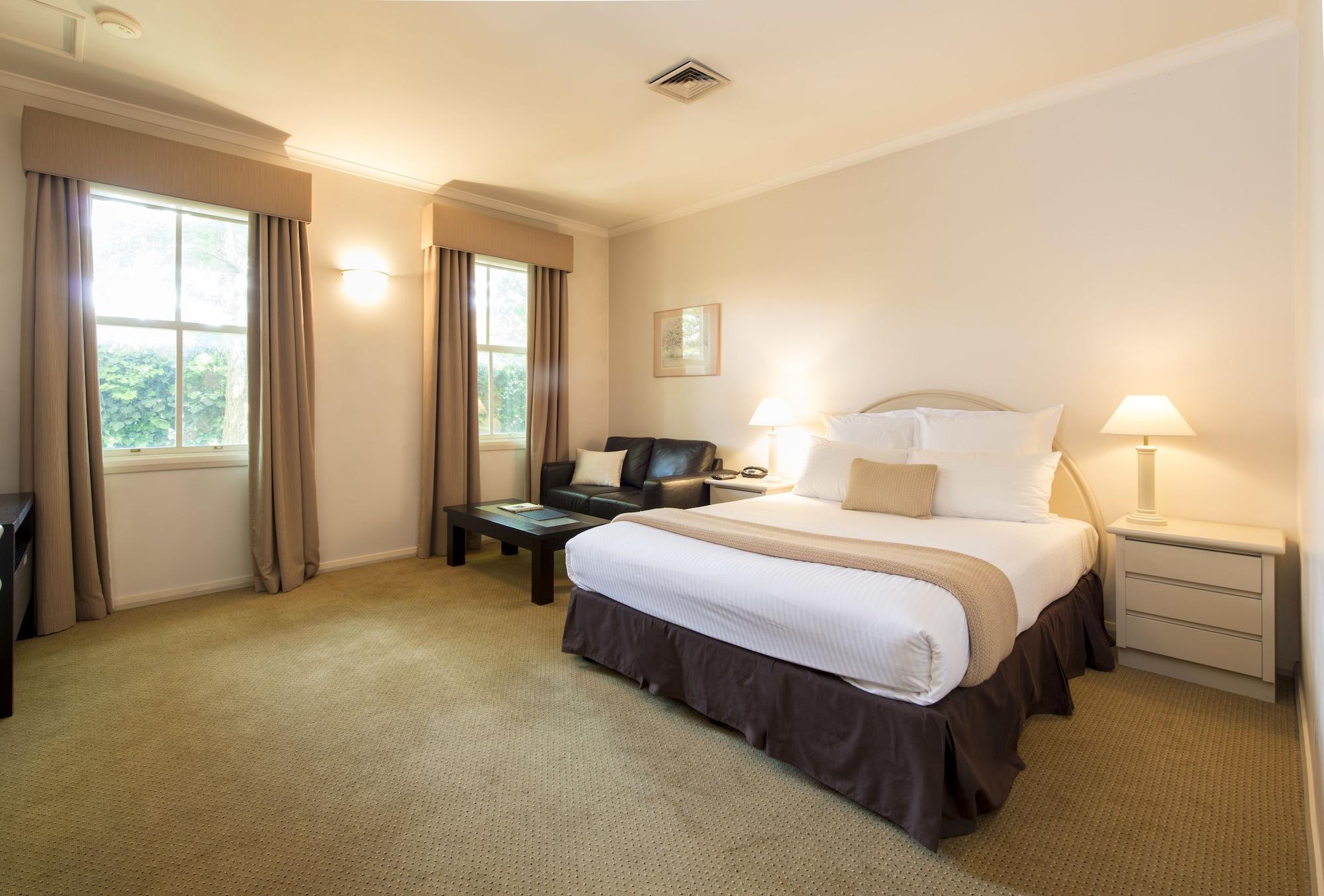 Hotel Beau Monde International Doncaster East Esterno foto