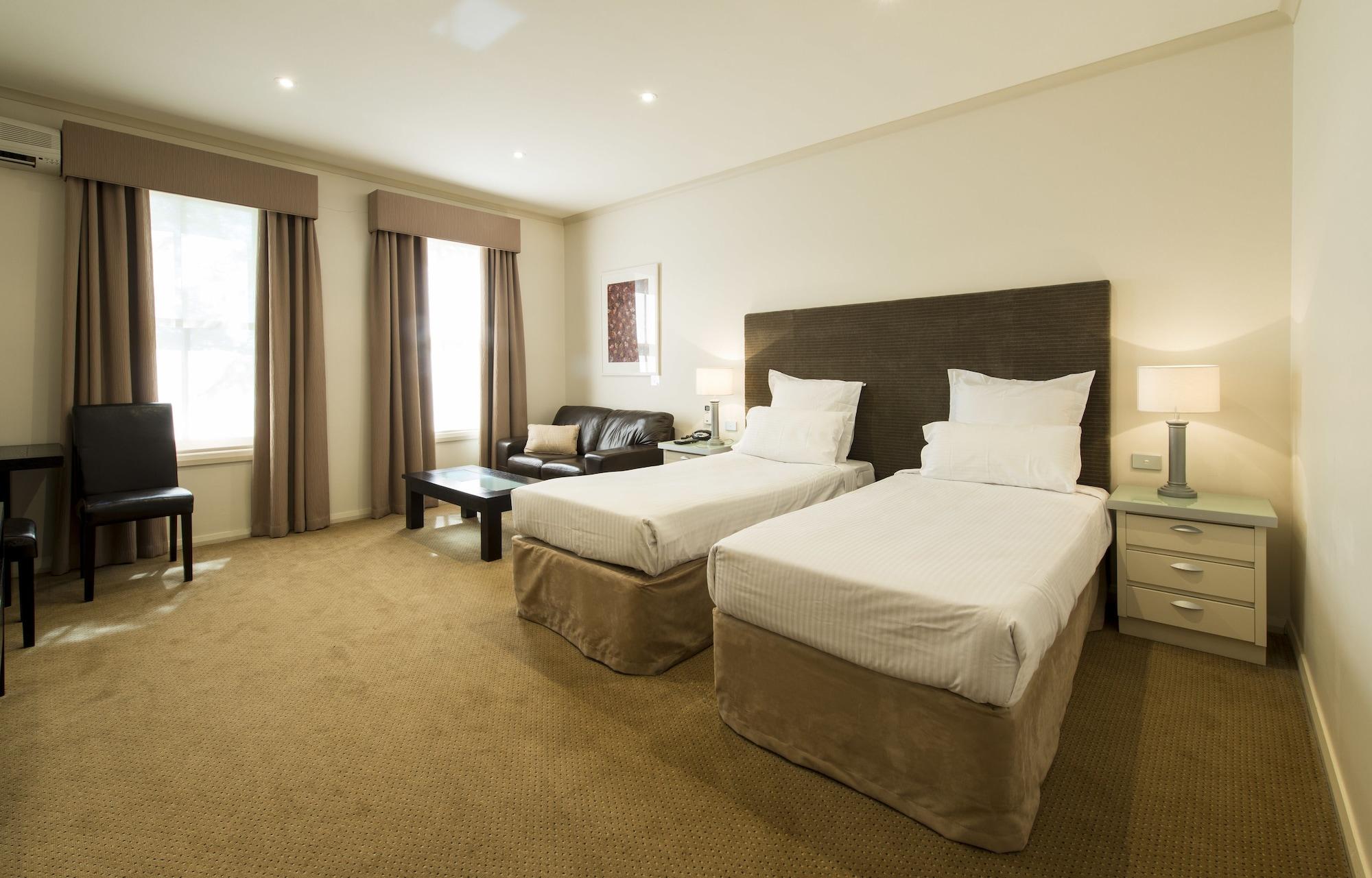 Hotel Beau Monde International Doncaster East Esterno foto