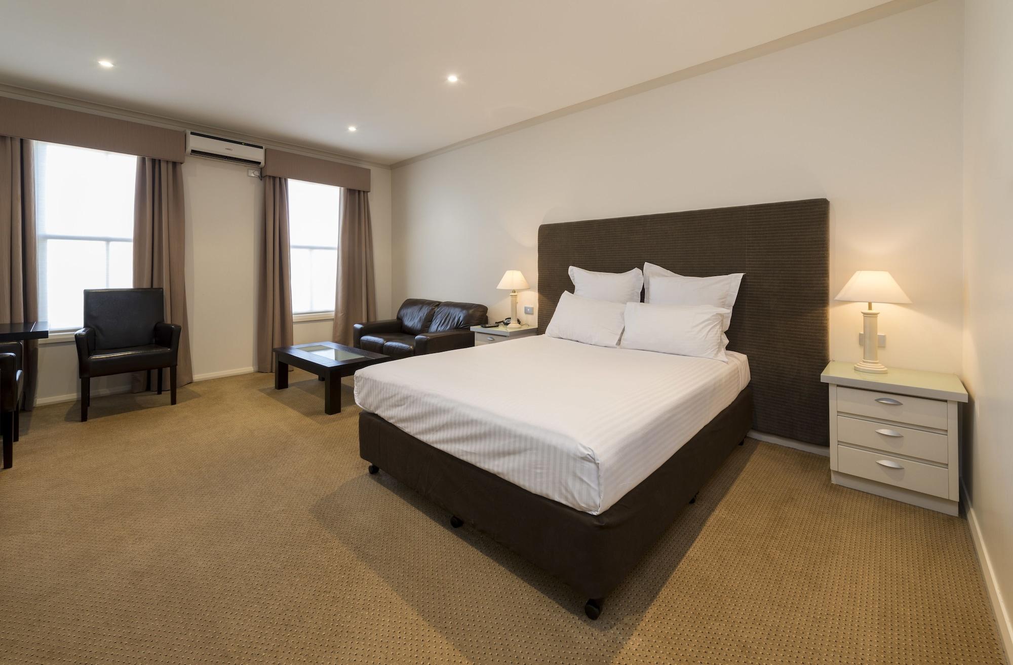 Hotel Beau Monde International Doncaster East Esterno foto