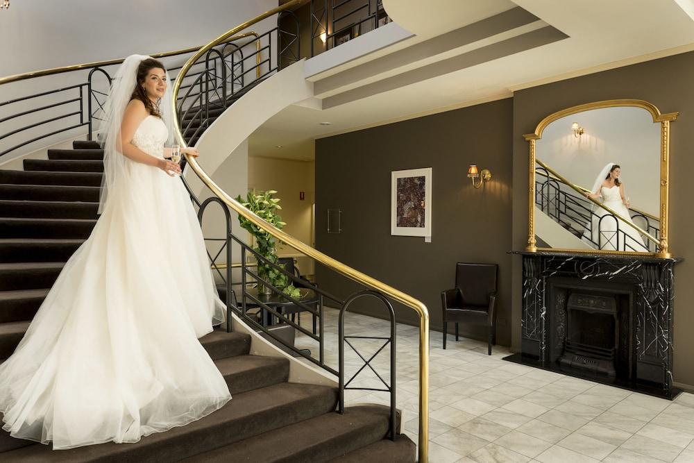 Hotel Beau Monde International Doncaster East Esterno foto