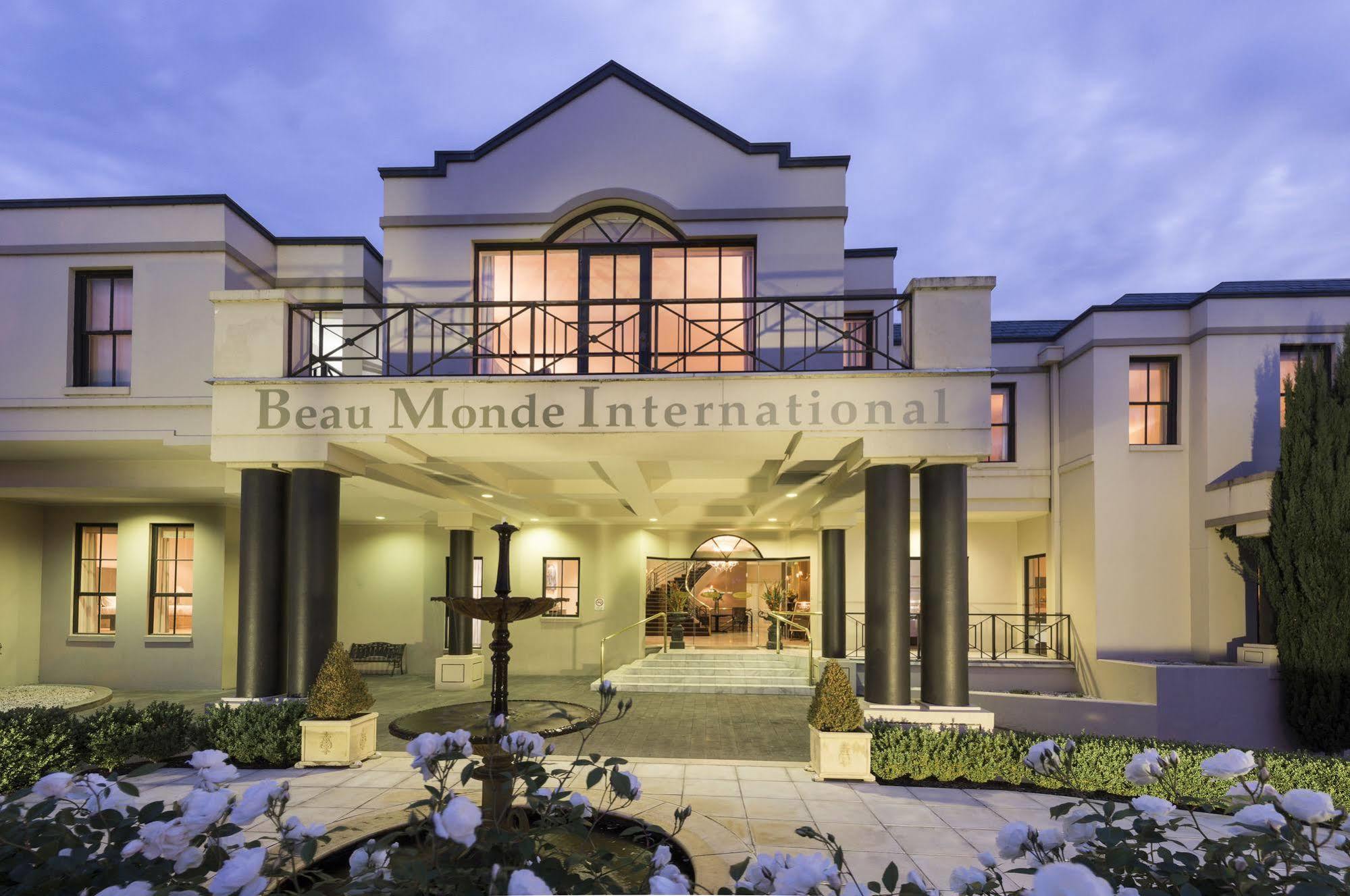 Hotel Beau Monde International Doncaster East Esterno foto