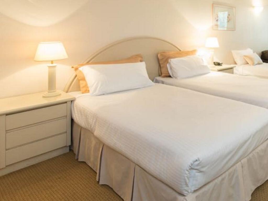 Hotel Beau Monde International Doncaster East Esterno foto